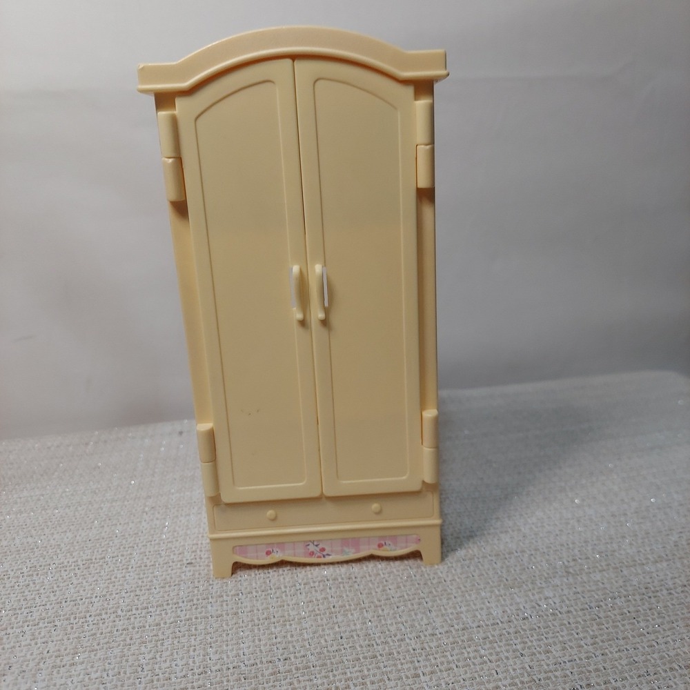 Vintage Cream Dollhouse Armoire Wardrobe Stereo Decal Barbie Furniture 9 Inch